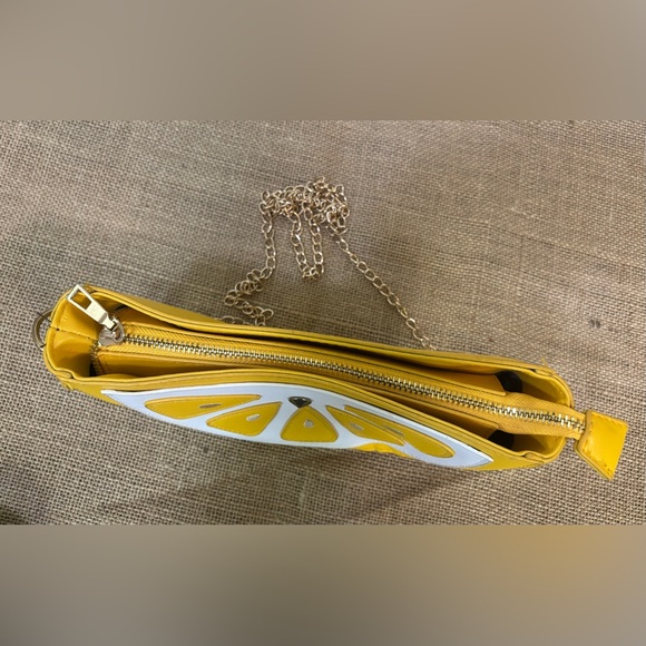 🍋 Women Lemon Slice Shape PU Leather Mini Cross Body Bag Shoulder Chain Bag - Picture 15 of 16